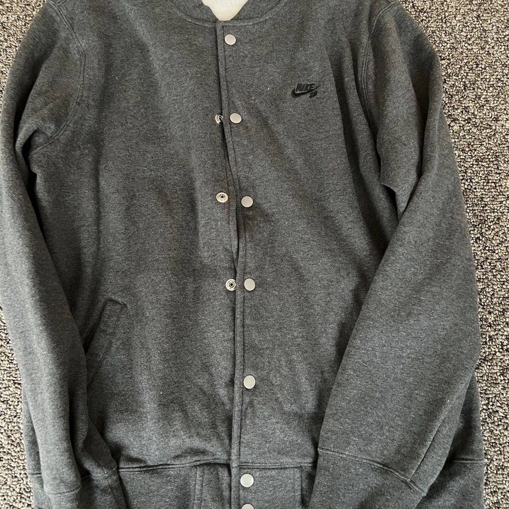 Nike SB XL Gray Button up